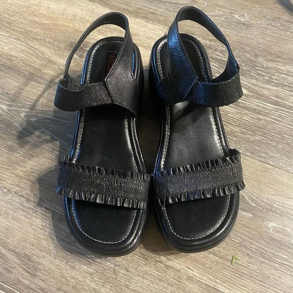 Walkway Shoes - Y2K chunky sandals